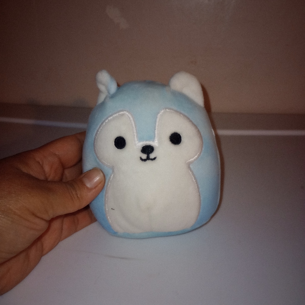 Blue wolf squishmallows